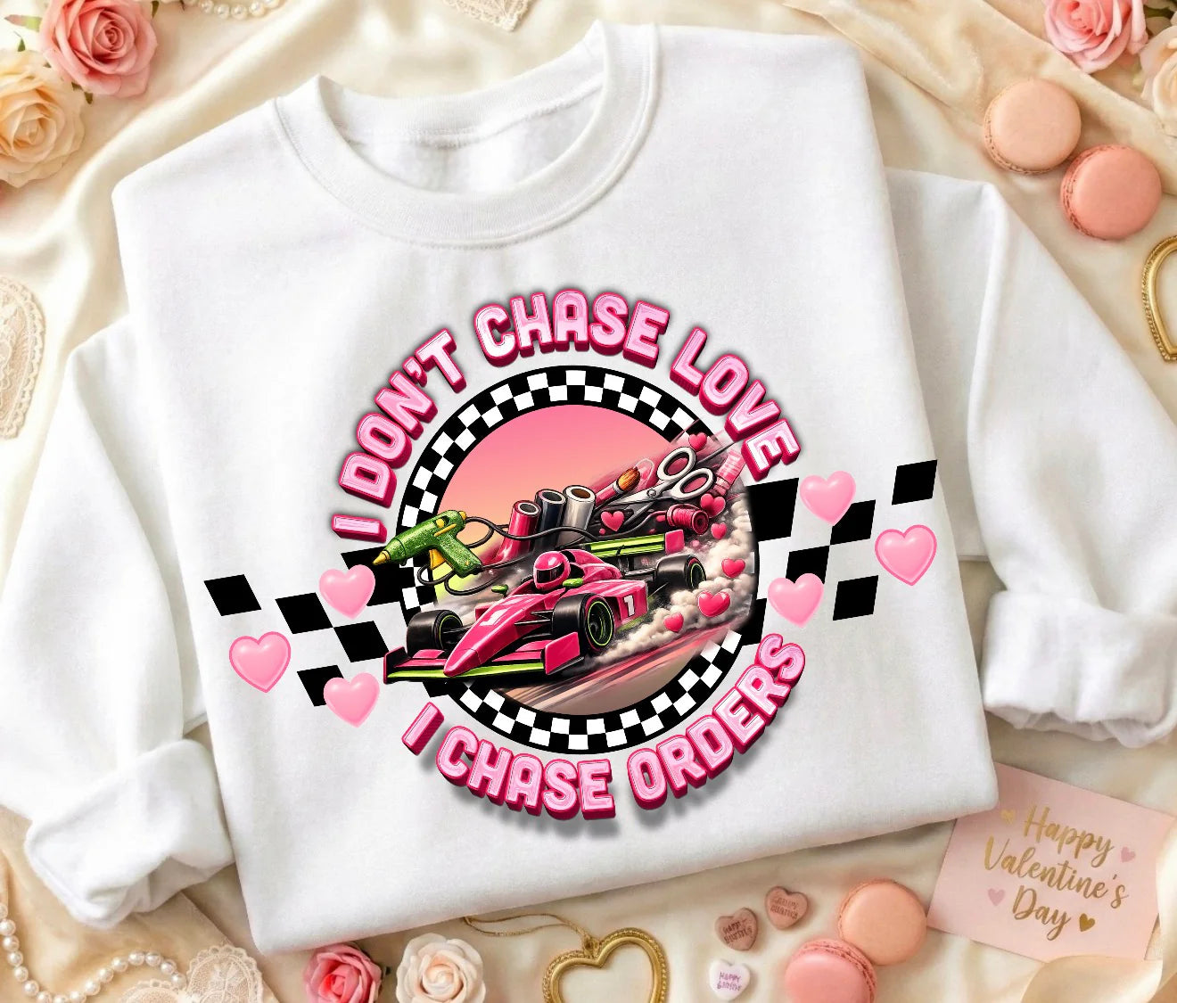 I DONT CHASE LOVE-T-Shirt